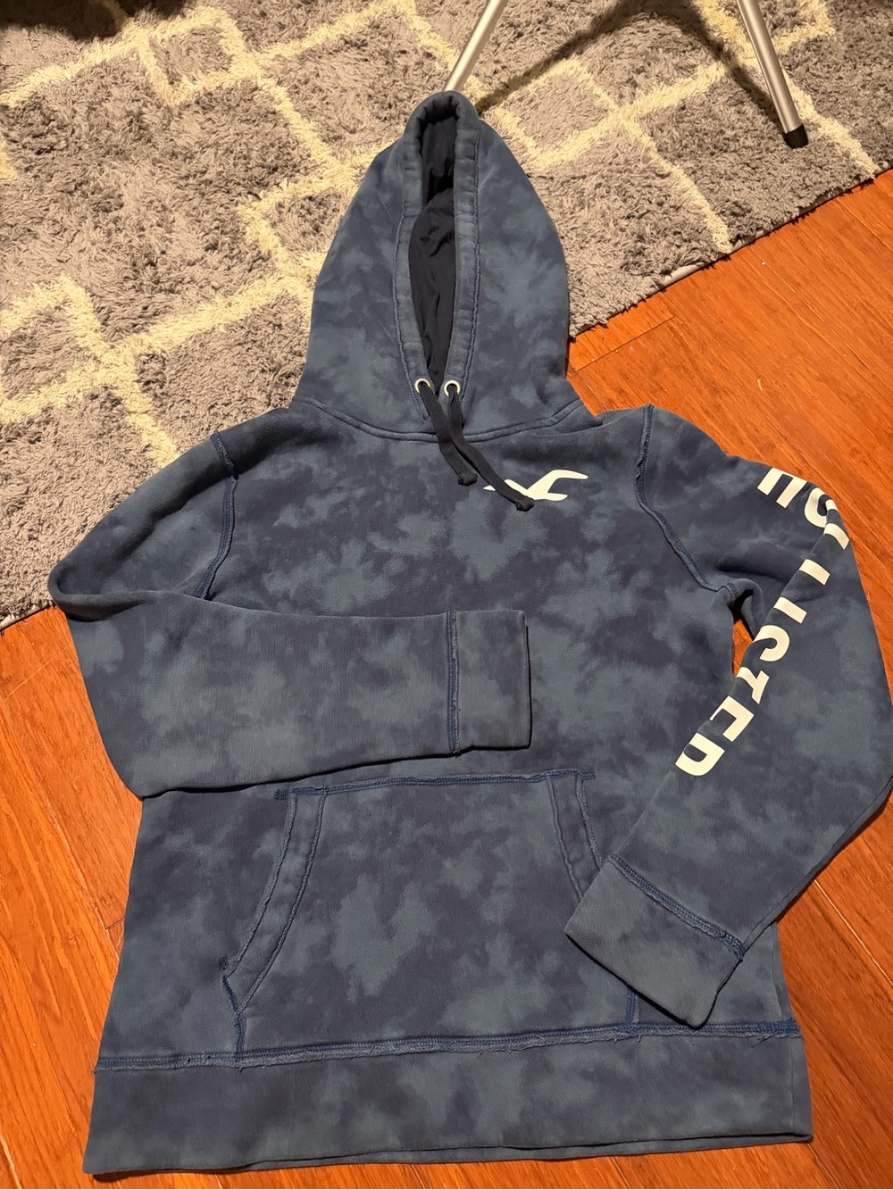 Hollister Men's Navy Blue Tie-Dye Zip Hoodie preppy slimmer fit medium